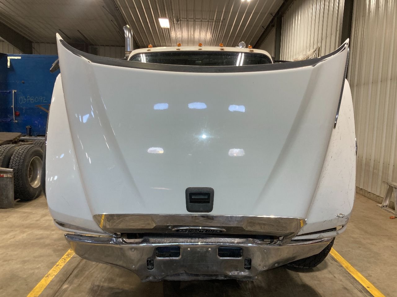 Freightliner 114SD Hood for Sale