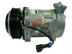 Freightliner CASCADIA Air Conditioner Compressor - New | P/N 596144