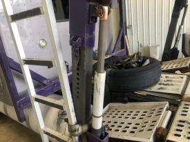 Misc Manufacturer Left/Driver Hydraulic Cylinder - Used