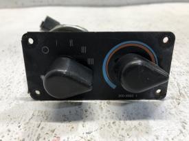 CAT TH580B Heater & AC Control - Used | P/N 2V0099