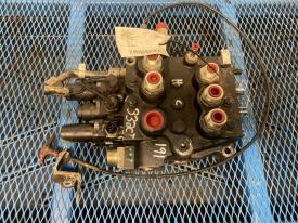 John Deere CT332 Hydraulic Valve - Used | P/N AT320181