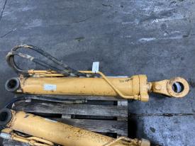 Case 62-1 Right/Passenger Hydraulic Cylinder - Used | P/N 1343596C1