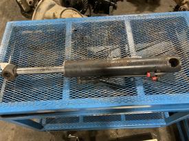 Bobcat T250 Left/Driver Hydraulic Cylinder - Used | P/N 7208419
