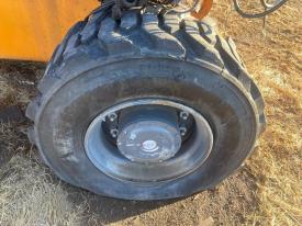 JLG 600S Right/Passenger Tire and Rim - Used | P/N 4520258