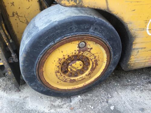 2000 Misc Equ OTHER Equip Axle Assembly