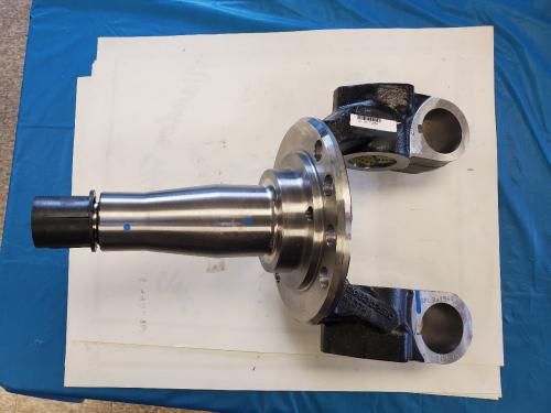 Meritor A13111E3541 Spindle / Knuckle, Front