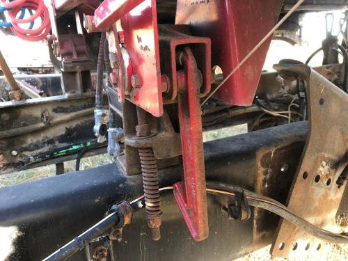 1989 Freightliner FLT Right Latches And Locks
