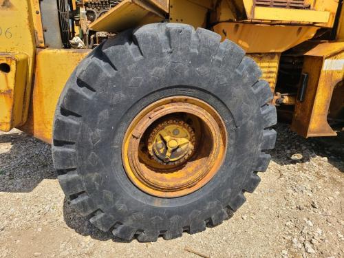 1992 Case 821 Right Tire And Rim