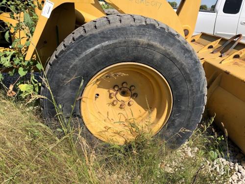 2008 Cat 914G Right Tire And Rim