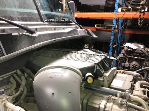 2015 Freightliner CASCADIA --inch Poly Donaldson Air Cleaner