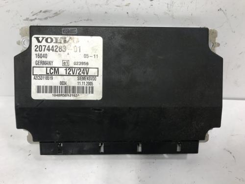 2007 Volvo VNL Light Control Module | P/N 20744283-01 | Volvo Lcm W/ 4 Plugs