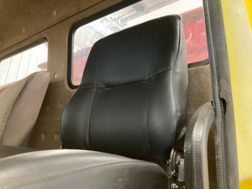 1986 Mack MS MIDLINER Left Seat, Mechanical Suspension