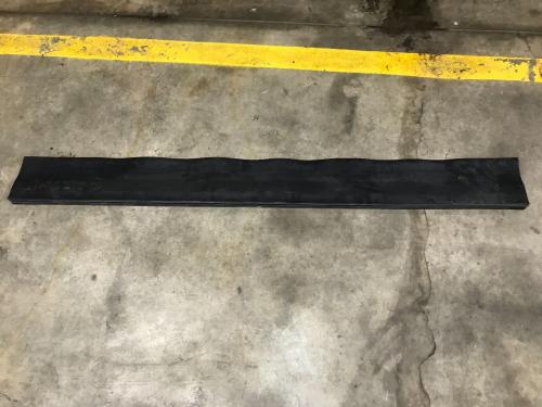 2012 Freightliner CASCADIA Rubber Extension For 7.5" X 65" Lower Fairing