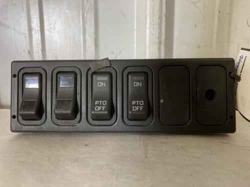 International DURASTAR (4400) Dash Panel: Switch Panel | P/N 3549776C5