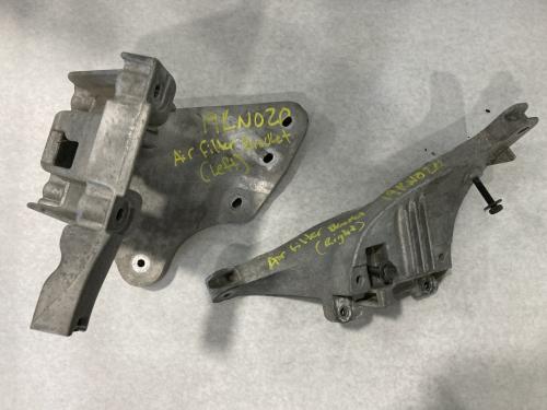 2019 Kenworth T680 Right Set Of (2) Lh And Rh Air Cleaner Brackets