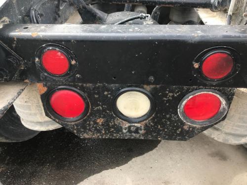 1992 Freightliner FLC112 Tail Panel: Tail Panel Only, Does Not Include Crossmember 5 Lights 4 Red 1 White
