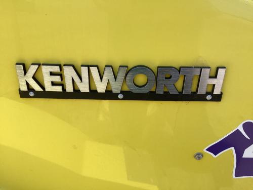 1999 Kenworth T800 Emblem