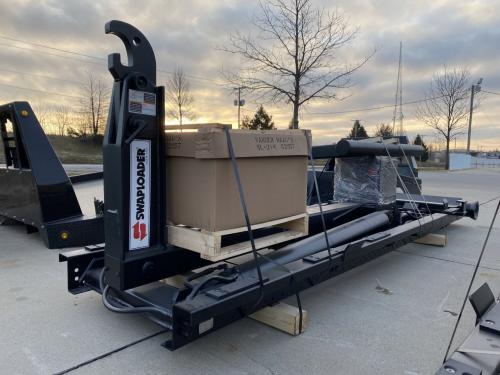 Hooklift, Swaploader SL-214: 20,000# Capacity, 14'-16' Bodies, Adjustable Jib (Hook) 35 5/8"-53 7/8" With  Airover Hydraulics Control Valve 2-Section, Bi-Rotational Pump, Bumper And Led Light Bar