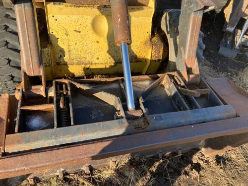 1987 New Holland L553 Quick Coupler: P/N 857237