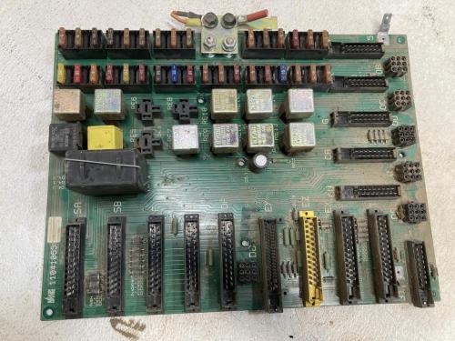 1994 Volvo L90B Electrical, Misc. Parts: P/N VOE11041065