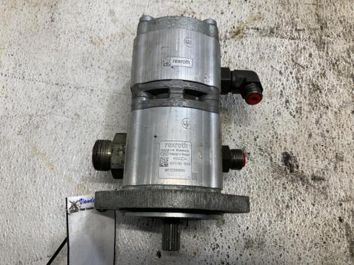 2003 Princeton PB50 Hydraulic Pump: P/N 9510290055