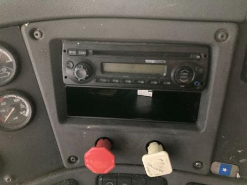 Freightliner CASCADIA Dash Panel: Gauge And Switch Panel