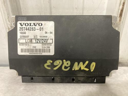 2007 Volvo VNL Light Control Module | P/N 20744283-01