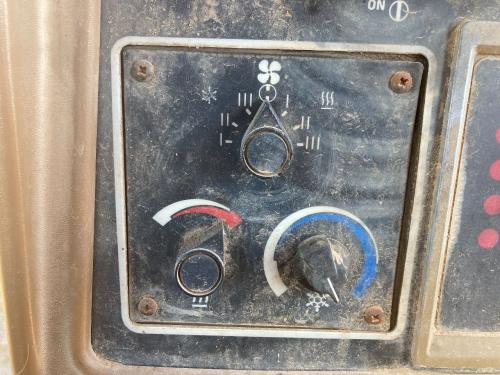 1987 Cat D6H Heater & Ac Control: P/N 3E-5465