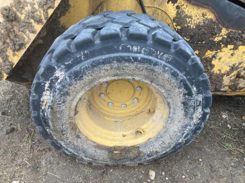 2019 Cat 262D3 Right Tire And Rim