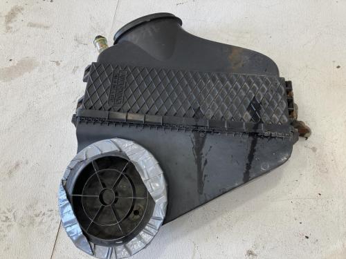 2015 Freightliner CASCADIA 13-inch Poly Donaldson Air Cleaner