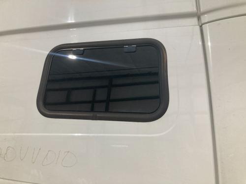 2020 Volvo VNL Right Window
